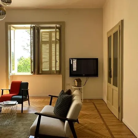 Private Near Bellagio On Дом отдыха