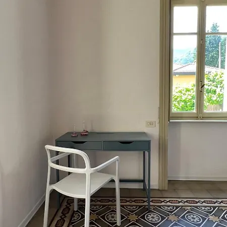 Private Near Bellagio On * Магрельо